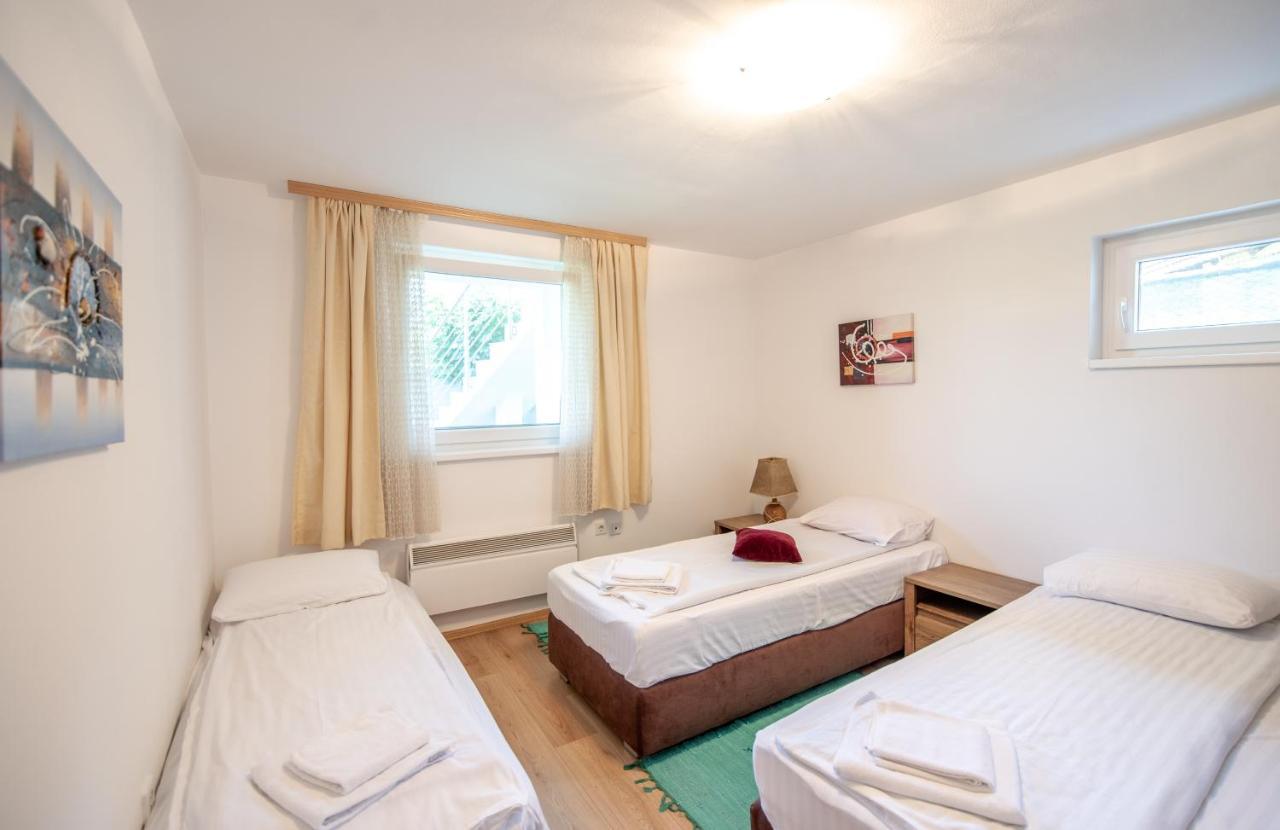 Apartman Mira Σαράγεβο Εξωτερικό φωτογραφία